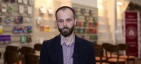 ვახუშტი მენაბდე: ადამიანებს, ვინც ვანოს რეაბილიტაციაშია ჩართული, ვისაც აგერ ჩემს ფბ მეგობრებში ვხედავ, პრეტენზია აქვთ სამართლიანობის გაგებაზე, მისთვის ბრძოლაზე