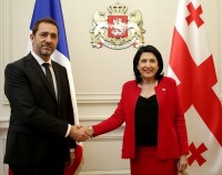 საქართველოს პრეზიდენტმა საფრანგეთის შინაგან საქმეთა მინისტრთან მიგრაციის საკითხები განიხილა