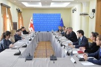 ანრი ოხანაშვილმა და თამარ ხულორდავამ ევროკავშირის ელჩთან და ევროკავშირის ქვეყნების დიპმისიების წარმომადგენლებთან ვიზალიბერალიზაციის პროცესზე ისაუბრეს