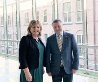 საქართველოს ელჩი ნიდერლანდების წარმომადგენლობითი პალატის საგარეო ურთიერთობათა კომიტეტის თავმჯდომარეს შეხვდა