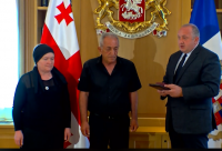 გიორგი მარგველაშვილმა არჩილ ტატუნაშვილი ღირსების ორდენით დააჯილდოვა