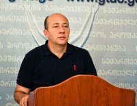 ირაკლი პეტრიაშვილი: დავით ოქიტაშვილი ჩემთვის ავტორიტეტს არ წარმოადგენს, ამიტომ მის რეკომენდაციებს კანდიდატურის მოხსნაზე ვერ გავითვალისწინებ 