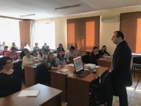 მანდატურის სამსახურის უფროსი მომავალ მანდატურებს შეხვდა