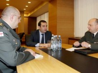 ირაკლი ალასანიამ პრეზიდენტს გაერთიანებული შტაბის უფროსის კანდიდატურა წარუდგინა ირაკლი ალასანიამ პრეზიდენტს გაერთიანებული შტაბის უფროსის კანდიდატურა წარუდგინა