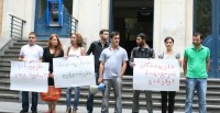 სტუდენტების აქციამ საზოგადოებრივ მაუწყებელთან გადაინაცვლა