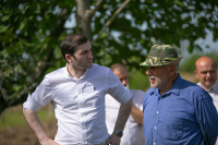 თორნიკე რიჟვაძე ხელვაჩაურის მუნიციპალიტეტში ინფრასტრუქტურულ და სასოფლო-სამეურნეო სამუშაოებს გაეცნო