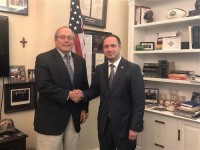 გივი მიქანაძემ ამერიკელ კოლეგასთან ორი ქვეყნის პარლამენტების აპარატებს შორის თანამშრომლობის საკითხები განიხილა