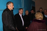 ხელისუფლების წარმომადგენლებმა კვარაცხელიას ოჯახს მიუსამძიმრეს