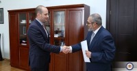 საქართველოში საბერძნეთის რესპუბლიკის ახლადდანიშნულმა ელჩმა მიხეილ ჯანელიძეს რწმუნებათა სიგელების ასლები გადასცა