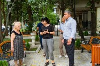 დიღმის მასივში დასასვენებელი სივრცეებისა და საბავშვო მოედნების მოწყობა გრძელდება