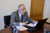 დიმიტრი ხუნდაძე პარლამენტიდან კანაფის კულტივაციის გაწვევისთვის სალომე ზურაბიშვილს მადლობას უხდის