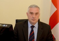 ზვიად ძიძიგური: პეტრე ცაავას რეციდივი ეს არ იყო მარტო ერთი კაცის მიერ დაგეგმილი გალაშქრება პატრიარქის წინააღმდეგ, პეტრე ცაავას ჰყავდა პოლიტიკური თანამოაზრეები