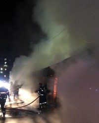 ქავთარაძის ქუჩაზე სამშენებლო მასალების მაღაზიებში გაჩენილი ხანძარი ლიკვიდირებულია
