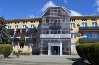 ბოლნისის მუნიციპალიტეტის მერია დაბა კაზრეთში მაღალსართულიან კორპუსებში ლიფტების მოწყობასთან დაკავშირებით განცხადებას ავრცელებს