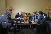 მართლწესრიგის ოფიცრებმა დიდ დიღომში მომხდარი აფეთქების შედეგად დაზარალებული ოჯახები მოინახულეს