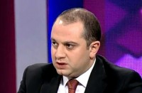 ირაკლი ჩიქოვანი: საგანგებო მდგომარეობით დაწესებულ შეზღუდვებთან დაკავშირებით დავუკავშირდეთ მხოლოდ და მხოლოდ 144 , ხოლო 112-ს გადაუდებელი შემთხვევებისას