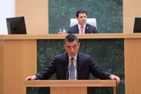 გიორგი გახარია ია კერზაიას საქმეზე: უკიდურესად მძიმე საყურებელია, როდესაც გაკოტრებული ოპოზიცია იმის მაგივრად, რომ პარლამენტში შინაარსობრივად საუბრობდეს, პირადი ტრაგედიებით მანიპულირებს
