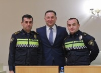 პარლამენტის თავმჯდომარემ პოლიციელებს მადლობა გადაუხადა