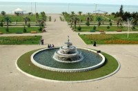 "თავისუფალი საქართველო" ბათუმში სამამულო ომში დაღუპულთა მემორიალის დემონტაჟს აპროტესტებს 