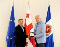 გიორგი მღებრიშვილმა სტრატეგიული მილსადენების დაცვის დეპარტამენტის დირექტორი დააჯილდოვა