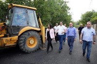თბილისის მერმა გლდანის რაიონში მიმდინარე და დასრულებული ინფრასტრუქტურული სამუშაოები დაათვალიერა