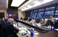 აზერბაიჯანსა და სომხეთს შორის სამხედრო მოქმედებების გამო, საქართველოს მთავრობამ ნებართვების გაცემა სახმელეთო და საჰაერო მარშრუტებით სამხედრო ტვირთების გატარებაზე ორივე ქვეყნის მიმართულებით, დროებით შეაჩერა