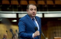 ირაკლი ჩიქოვანი: სოფლის მეურნეობის სამინისტრო დაიწყებს ბიზნესთან კონსულტაციებს, რათა შვიდ ძირითად პროდუქტზე ფასები იყოს შენარჩუნებული