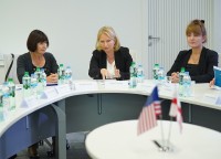 ნათია თურნავა: საქართველოს პორტებში „ერთი ფანჯრის პრინციპის“ ამოქმედება პორტებსა და გადამზიდავ კომპანიებს საქმიანობას გაუდვილებს ნათია თურნავა: საქართველოს პორტებში „ერთი ფანჯრის პრინციპის“ ამოქმედება პორტებსა და გადამზიდავ კომპანიებს საქმიანობას გაუდვილებს