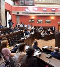 იურიდიულ საკითხთა კომიტეტმა კომუნიკაციების ეროვნულ კომისიასთან მოქმედი მომხმარებელთა ინტერესების საზოგადოებრივი დამცველის სამსახურის საქმიანობის ანგარიში მოისმინა