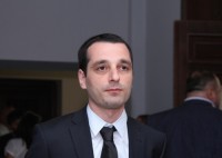 ირაკლი აბესაძე: თუ რომელიმე კონკრეტული კომპანია რუსეთის სახელმწიფოსთან კავშირშია ან მათი საქმიანი რეპუტაცია ეჭვს იწვევს, ასეთი კომპანიები პორტის მშენებლობაში არ შეიძლება ჩართული იყოს ირაკლი აბესაძე: თუ რომელიმე კონკრეტული კომპანია რუსეთის სახელმწიფოსთან კავშირშია ან მათი საქმიანი რეპუტაცია ეჭვს იწვევს, ასეთი კომპანიები პორტის მშენებლობაში არ შეიძლება ჩართული იყოს