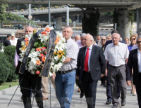 ვახტანგ ყოლბაიამ გმირთა მემორიალი გვირგვინით შეამკო 