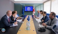 საგამოძიებო სამსახურის უფროსის მოადგილე უკრაინის უმაღლესი რადას საგადასახადო და საბაჟო პოლიტიკის კომიტეტის თავმჯდომარეს შეხვდა