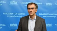გიორგი კახიანი: საქართველოში საგანგებო მდგომარეობა ღამის 12:00 საათის შემდეგაც უწყვეტად გაგრძელდება