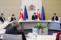 მთავრობა საწარმოებში საგანგებო მდგომარეობით დადგენილი შეზღუდვებისა და ჯანდაცვის სამინისტროს რეკომენდაციების შესრულებას შეამოწმებს