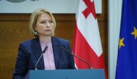 ნათია თურნავა: კოპიტნარის სადგურიდან მგზავრთა გადასაყვანად უფასო შატლების დანიშვნა ქუთაისის აეროპორტის მიმზიდველობას კიდევ უფრო გაზრდის