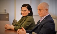ილია ნაკაშიძემ და სოფო კილაძემ აჭარის საზოგადოებრივი მაუწყებლის ხელმძღვანელებთან აჭარის ტელევიზიაში მიმდინარე მოვლენებზე ისაუბრეს