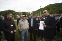 ნატოს საპარლამენტო ასამბლეის წევრები სოფელ ოძისში ადმინისტრაციულ საზღვართან იმყოფებოდნენ