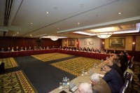  გიორგი გახარია ბიზნესის წარმომადგენლებს შეხვდა