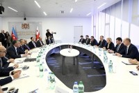 ნათია თურნავა აზერბაიჯანის ეკონომიკის მინისტრს, მიქაელ ჯაბაროვს შეხვდა
