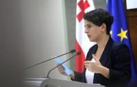 ნათია მეზვრიშვილი: იმის გამო, რომ განსაკუთრებით ახალგაზრდები, თავს არ ვიკავებთ გასართობი ღონისძიებებისადან, ოჯახებში ვქმნით რისკებს, რომ ვირუსი გადავდოთ ხანდაზმულ ადამიანებს, რასაც შეიძლება სავალალო შედეგები მოჰყვეს