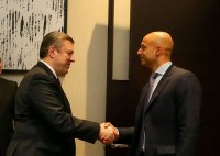 გიორგი კვირიკაშვილი ჯეიმს აპატურაის შეხვდა