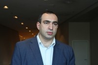  ვლადიმერ ბოჟაძე: საკუთარი ქვეყნისა და ხალხის მტრობაა ასეთ დღეში აგდებდე ექიმებს, რომლებიც 24 საათი ჩვენი ჯანმრთელობისა და სიცოცხლისთვის იბრძვიან   