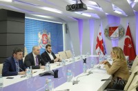  მამუკა ბახტაძე თურქეთის ელჩს შეხვდა