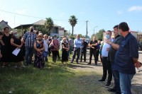„ქართული ოცნების“ ოზურგეთის, ლანჩხუთის და ჩოხატაურის მაჟორიტარი დეპუტატობის კანდიდატი ვასილ ჩიგოგიძე ლანჩხუთში მოსახლეობას შეხვდა