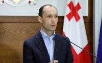 ლევან დავითაშვილი: ლარსზე გზა ოპერატიულად გაიწმინდა და პროდუქტით დატვირთული მანქანები უკვე დაიძრა