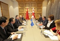 დიმიტრი ქუმსიშვილმა სიანიანის ვიცე მერთან საქართველოში ეკო და ჰიბრიდული ავტომობილების ამწყობი ქარხნის მშენებლობის შესაძლებლობები განიხილა
