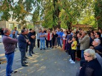 გოჩა ენუქიძე ჭყვიშისა და ჭრებალოს თემების მოსახლეობას შეხვდა