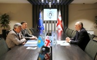 სახელმწიფო უსაფრთხოების სამსახურის უფროსი ყაზახეთის რესპუბლიკის ელჩს შეხვდა