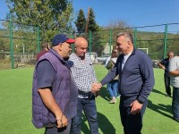 გოჩა ენუქიძე ამბროლაურის მუნიციპალიტეტში ჭელიაღელის თემის მოსახლეობას შეხვდა
