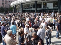 ფილარმონიასთან აქცია 17:00 საათიდან განახლდება 